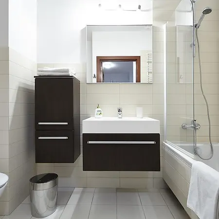 Sienna 42 Apartman Varsó